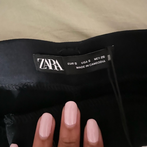 Zara Legging pants with button - Picture 5 of 5